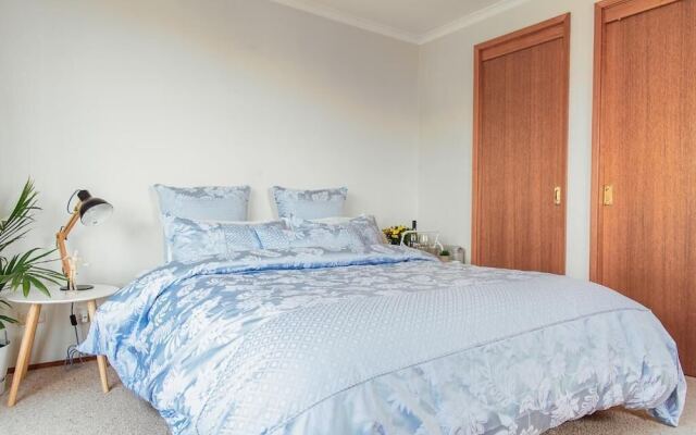 Vintage Cuddle Guest House