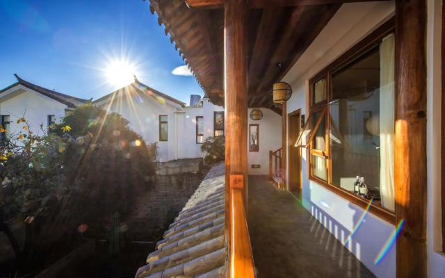 Dali Xian Jing Courtyard Inn