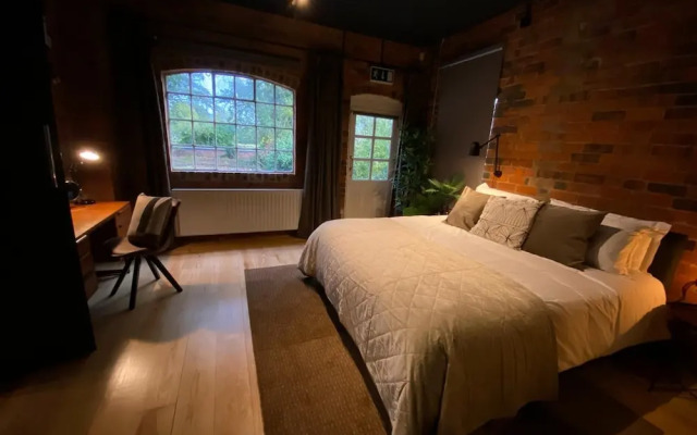 Stunning 3BD Character House near Coleshill