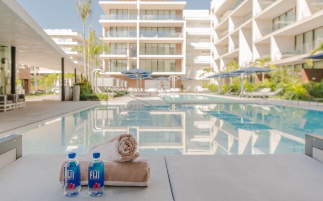 Luxury 3 Bdr Near the Beach - 300meg