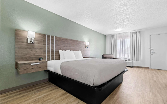 Quality Inn