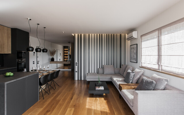 3BD Beachfront Athens Riviera Apartment by TheOlon