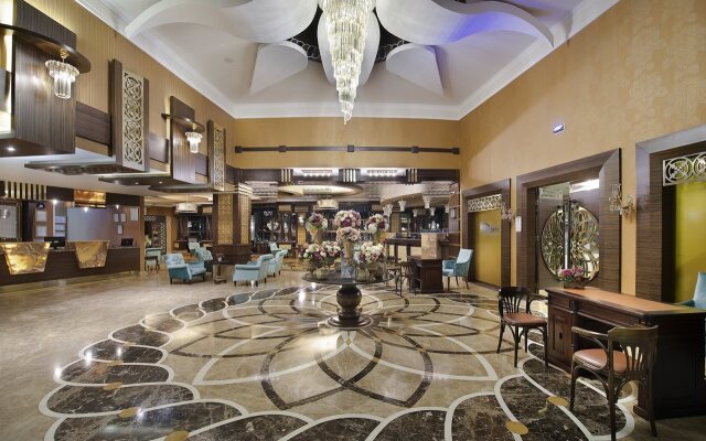 Quattro Beach Spa & Resort Hotel