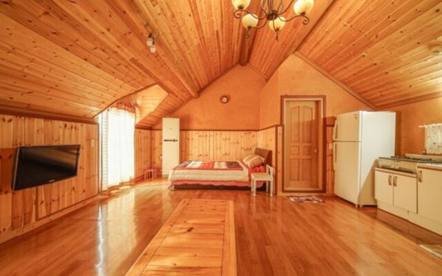 Ganghwa Wild Flower Pension