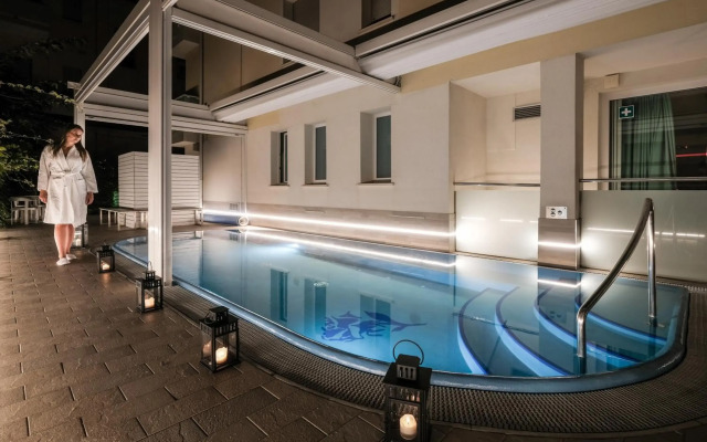 Hotel Thea