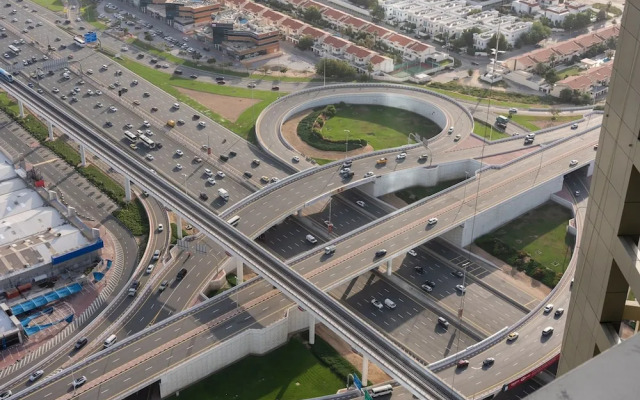 Stunning 2BR With Amazing Views in Business Bay