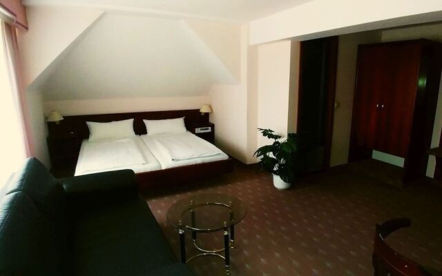 Waldhotel & Restaurant Bergschlösschen