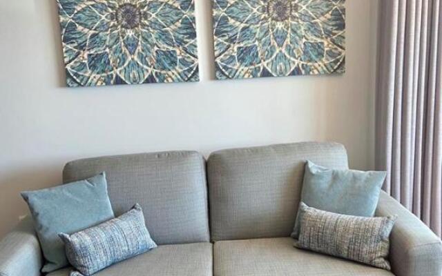 Ocean Cliffs Apartments