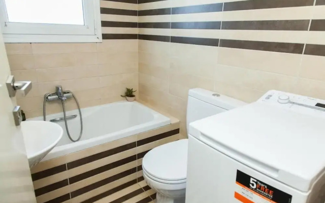 Bright apt w lovely view in Lycabettus