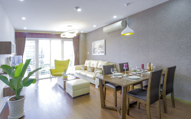 Poonsa Serviced Apartment