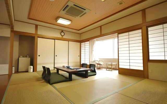 Nakamura Prince Hotel