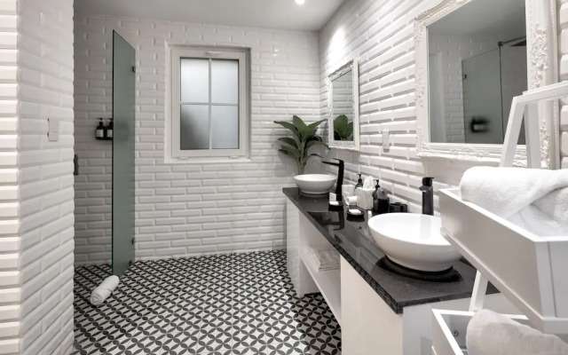 Gigi Brown Suites Puerto Viejo