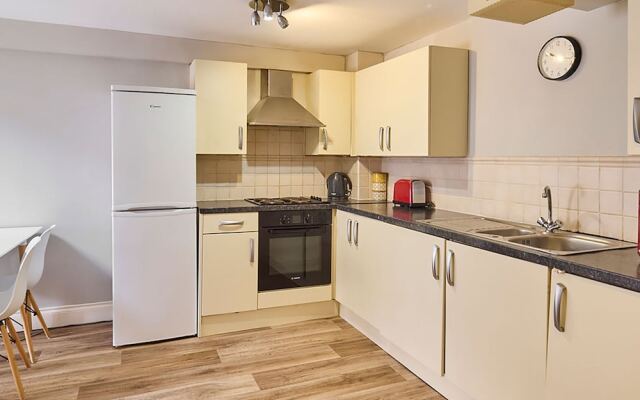 Host Stay Roper Road