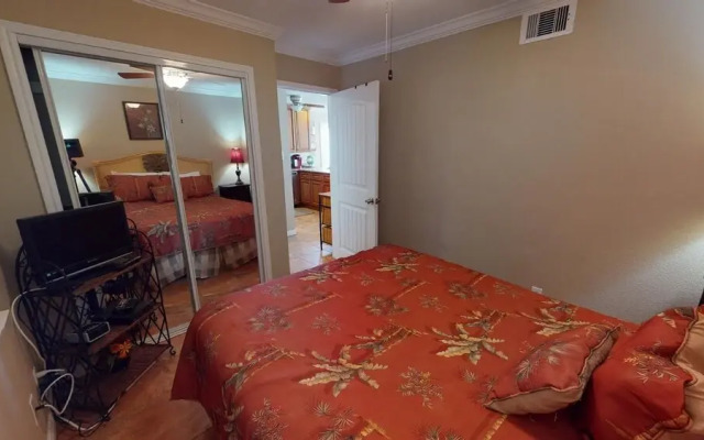 Seascape 1211 2 Bedroom Condo by RedAwning