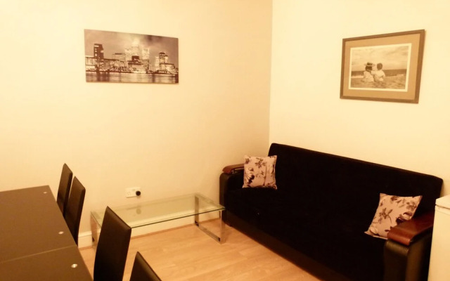 SS Property Hub – Apartment Close to Hyde Park