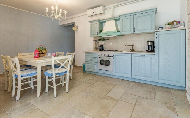 Stunning Home in Pula With Wifi and 2 Bedrooms