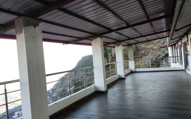 Ahr Hotel Radha Residency