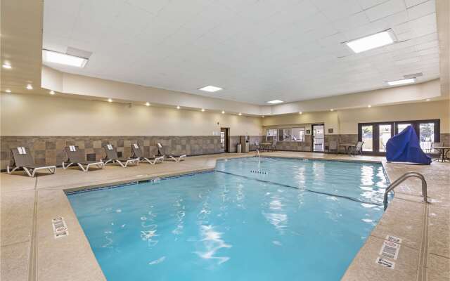 Best Western Plus The Charles Hotel
