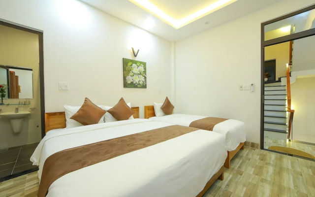 Nhu Y Homestay – Guest Rooms – Da Nang