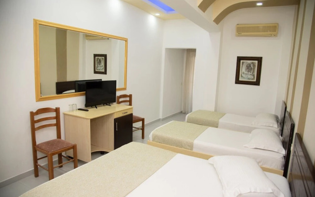 Elite Hotel