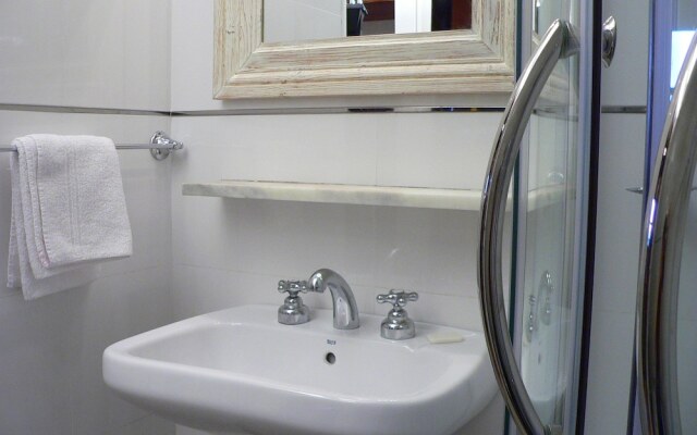 La Barraca Suites