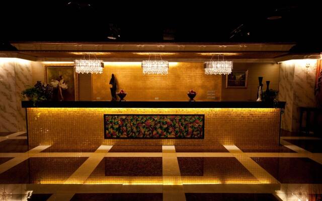 Jun Long Business Hotel