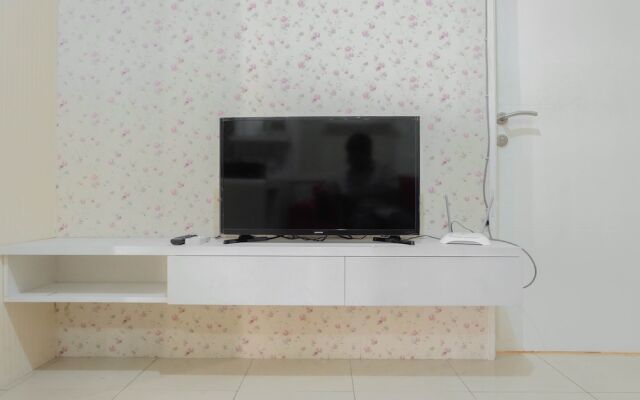 Beautiful and Comfy 2BR at Bassura City Apartment