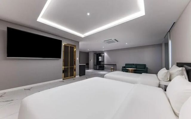 Hotel ABOUT