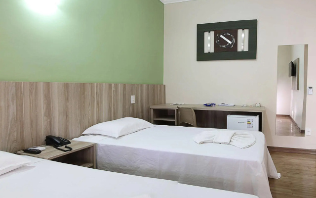 Jaguar Hotel