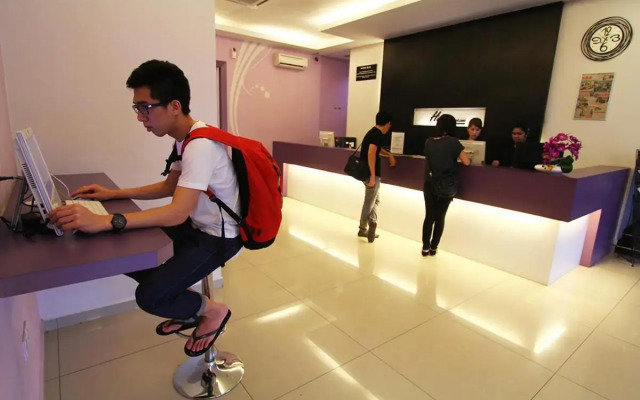HereHotel