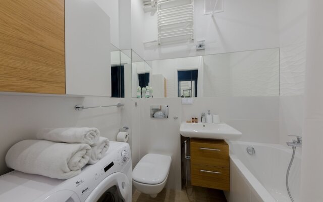 Shortstaypoland Anielewicza B74