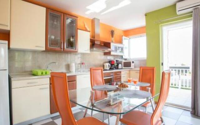 Apartments Frano Jr by the Sea
