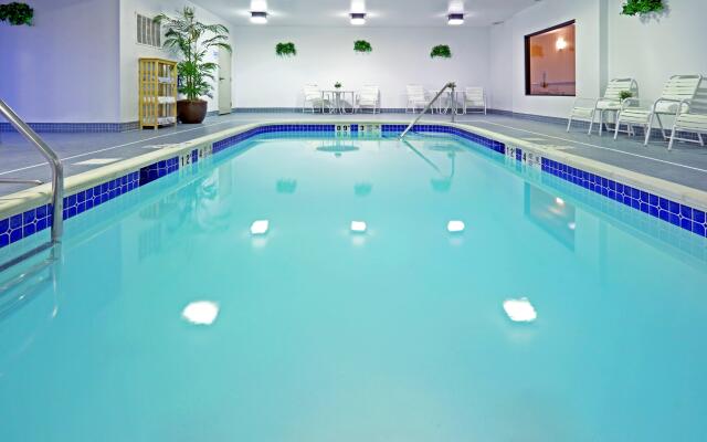 Holiday Inn Express & Suites East Greenbush (Albany-Skyline) by IHG