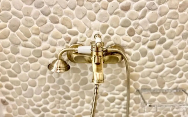 Athenas - Neoclassic Harbour View