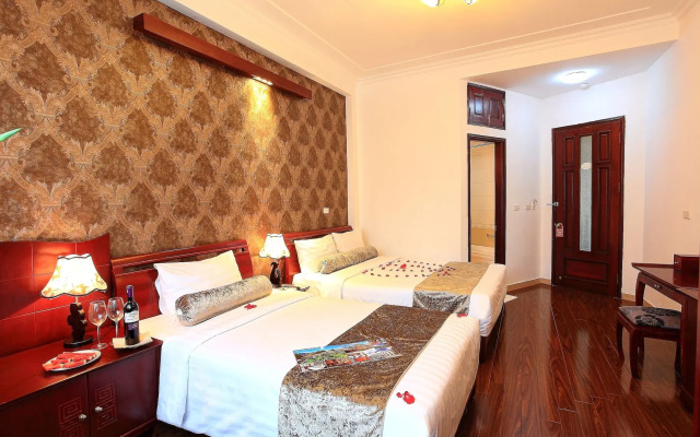 Luxury Hotel