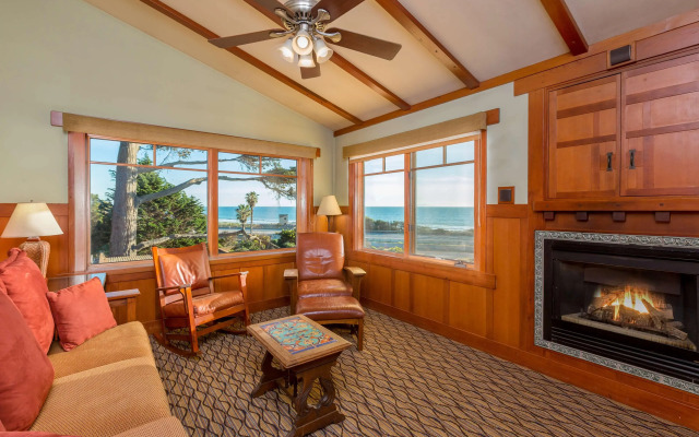 The Pierpont Inn