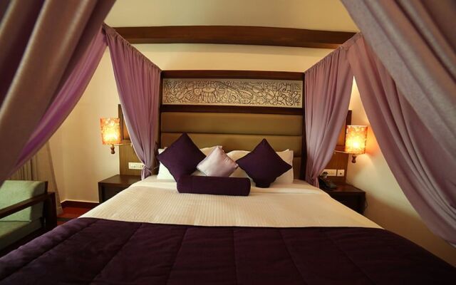 Contour Island Resort & Spa