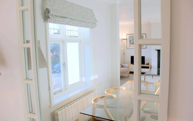 The Luxurious Duplex (Peymans)