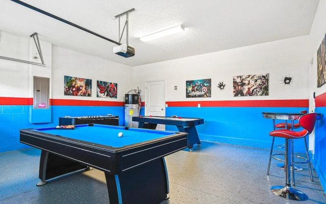 Elegant Home With Resort Amenities, Gameroom
