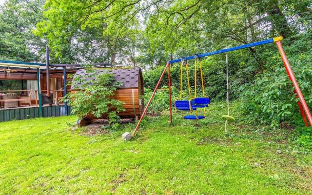 Sun Kissed Bungalow in Uden with Sauna, Hot Tub, Terrace