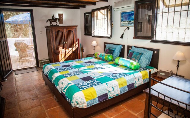 Casa Alora