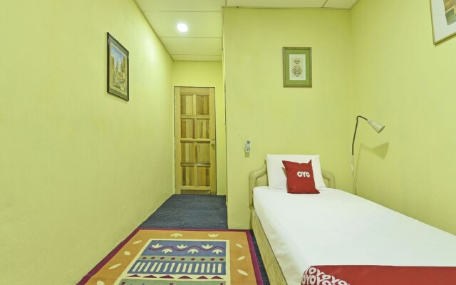 Wakaf Bharu Inn by OYO Rooms