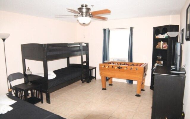Sweet Dreams 6 Bedroom Home by Redawning
