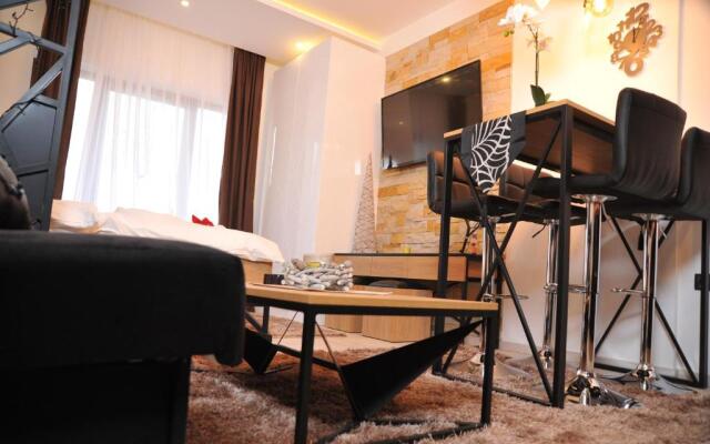 Milmari boutique S3 lux