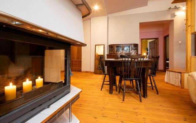 Riga City Family Apartment