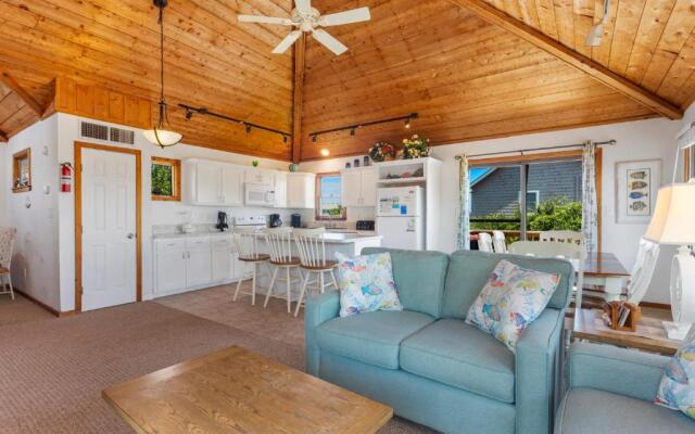 1100 - La Maison De Geezer