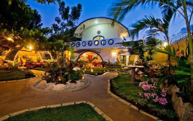 Floral Villarosa Hotel