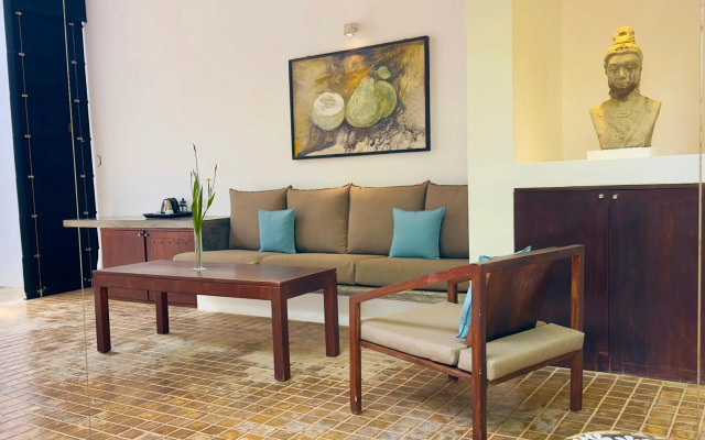 Calamansi Cove Villas
