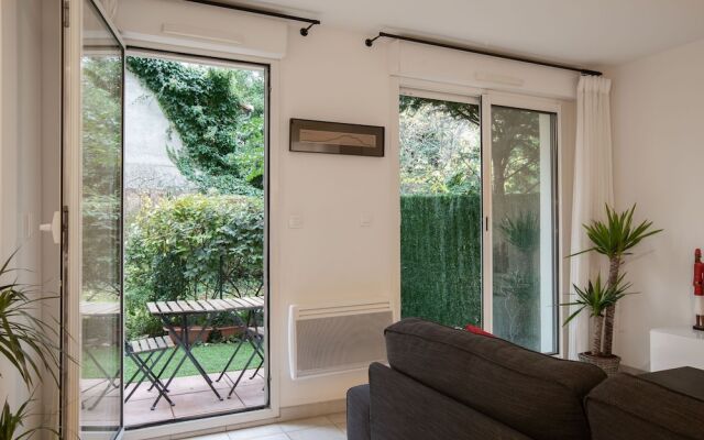 Moderne cosy 350m C. Mirabeau