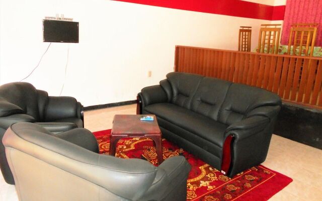 Kandy City Elephant Hostel